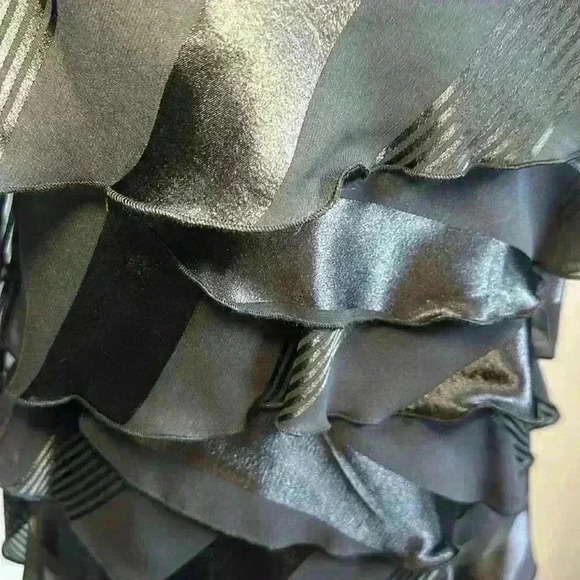 CACHE NWT Black Tier Ruffle Adjustable Spaghetti Strap Top 100% Poly Women Sz L - Picture 4 of 10